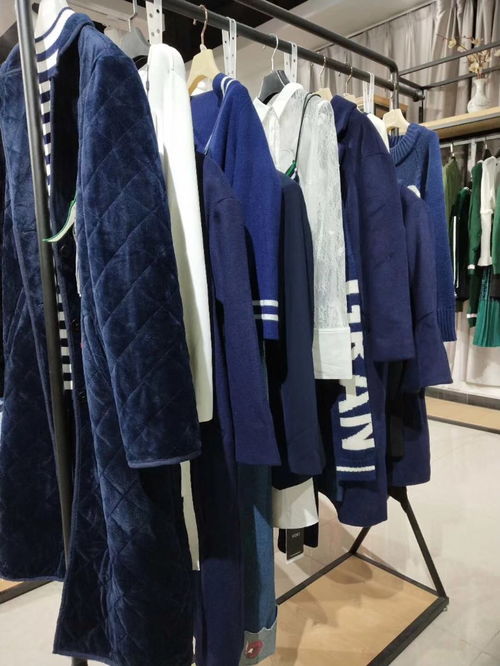 廣州新款品牌女裝統(tǒng)衣服飾 一站式時(shí)尚購(gòu)物新地標(biāo)